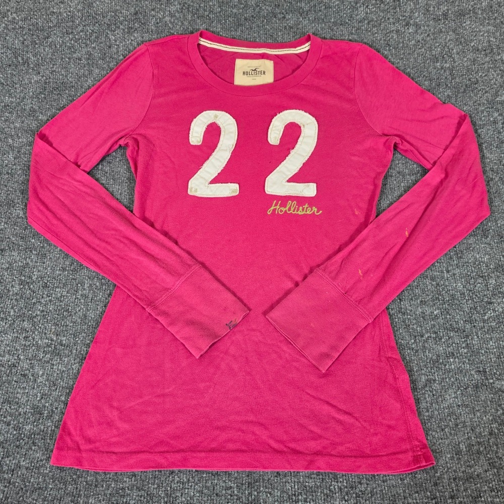 2000s Hollister Womens Pink Graphic Long Sleeve Tee Shirt Size M Number 22 Flaws